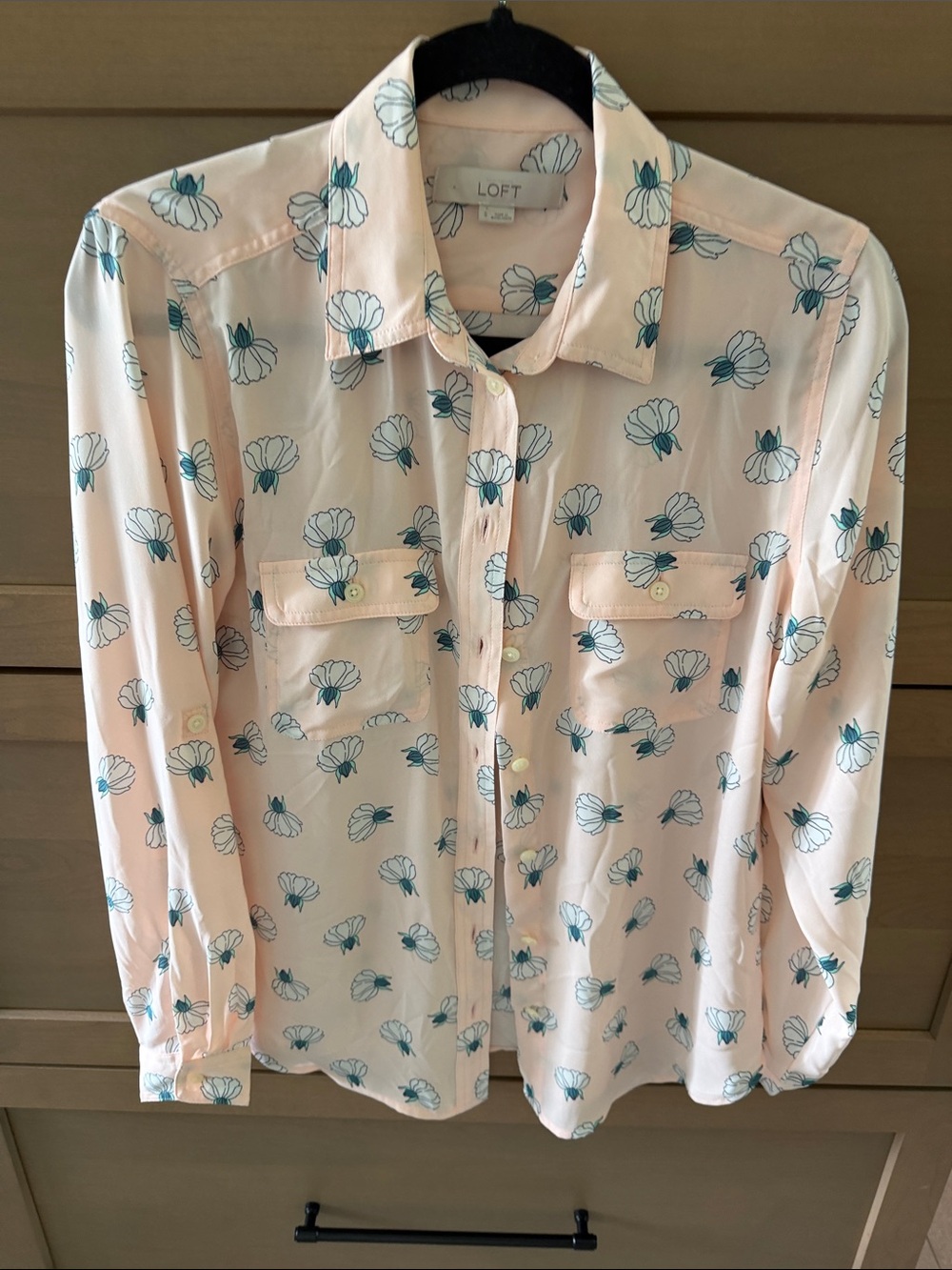 LOFT Light Pink Spring Floral Print Button-Down Blouse - ✨